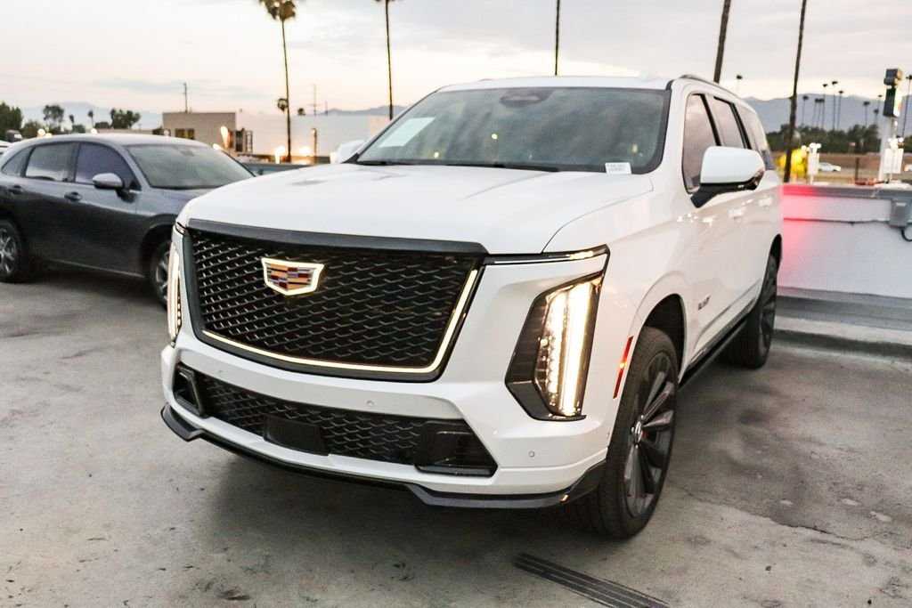 Used 2025 Crystal White Cadillac V-Series image 4