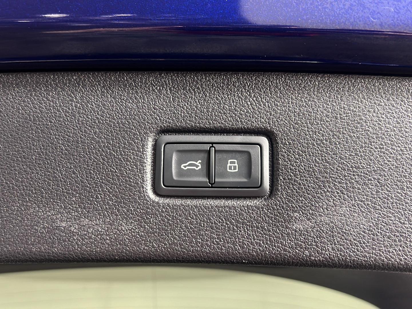 Used 2023 Navarra Blue Metallic Audi Premium Plus image 31