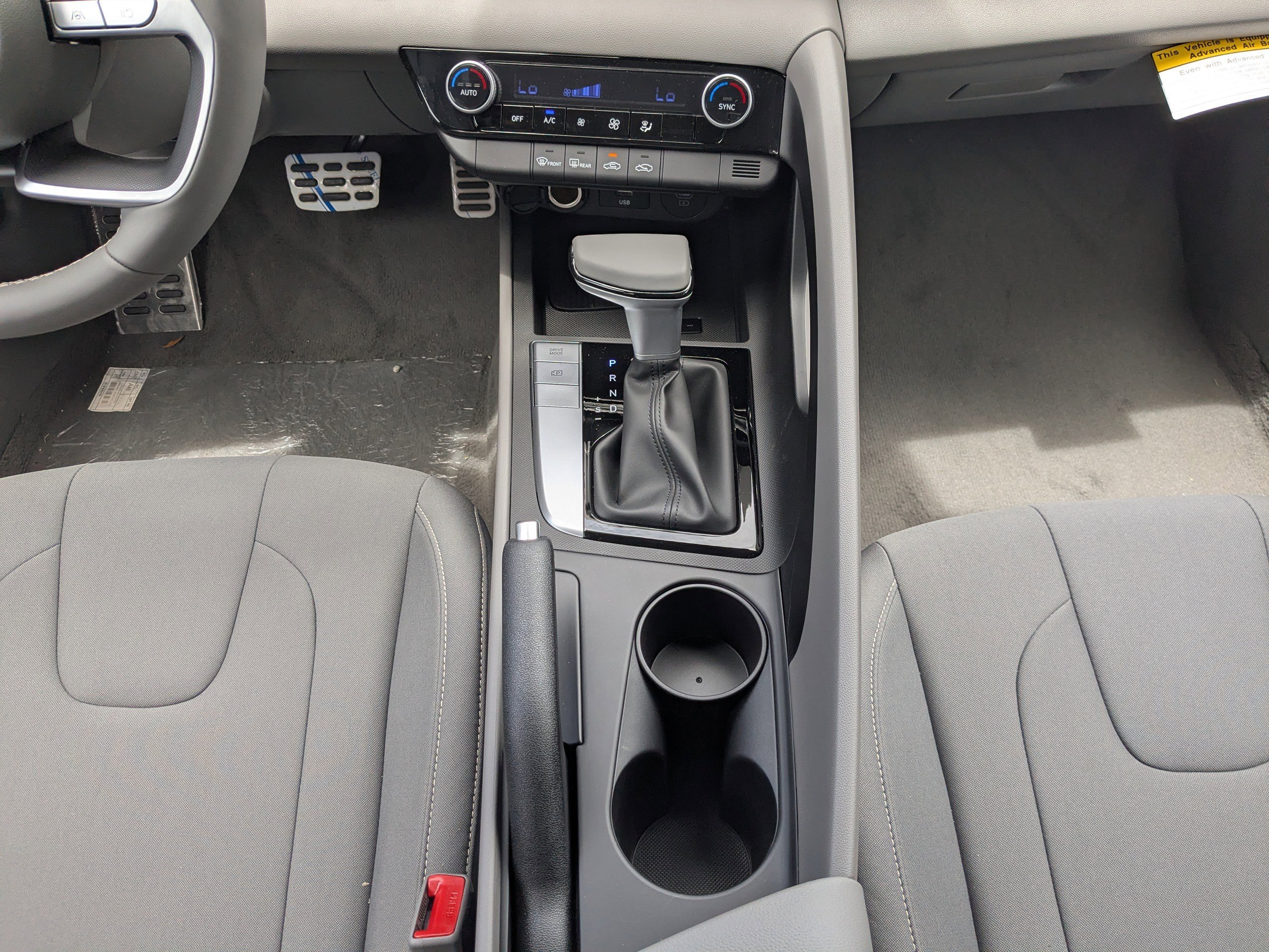 New 2025 Serenity White Hyundai SEL Sport image 21