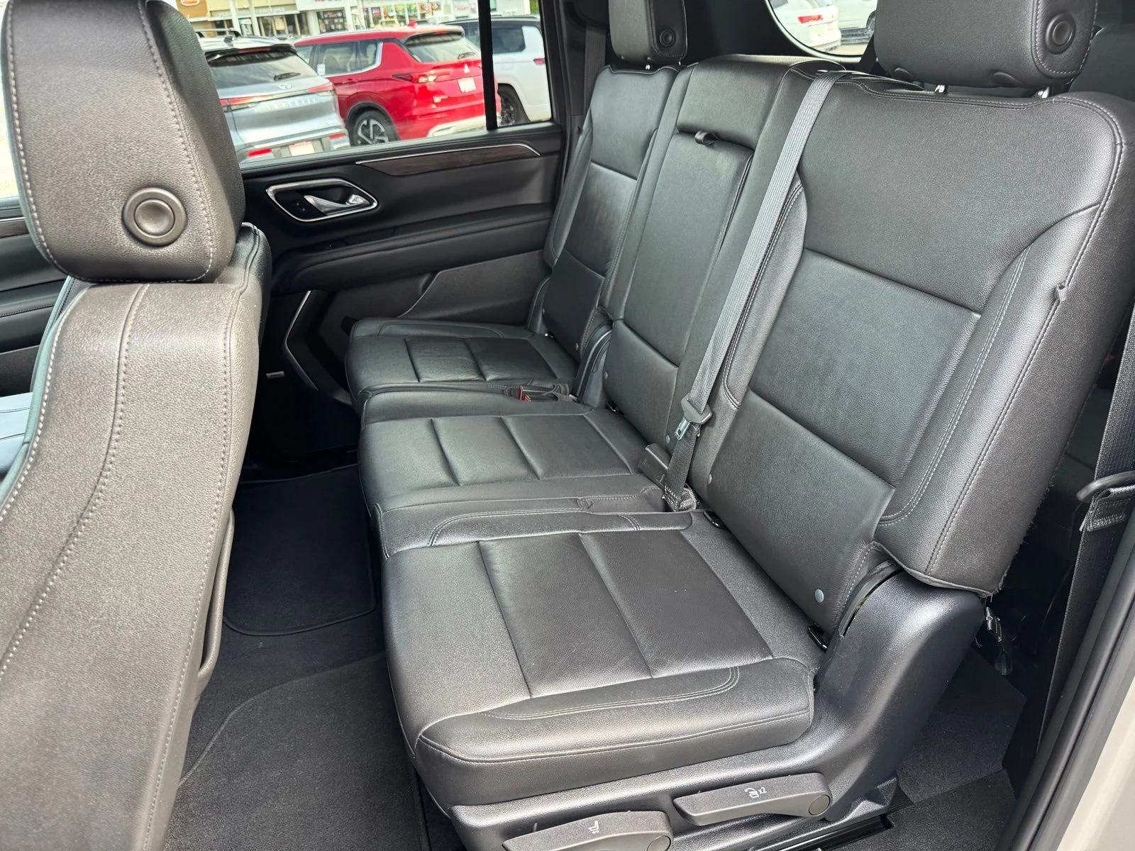 Used 2023 Beige Chevrolet Z71 image 31
