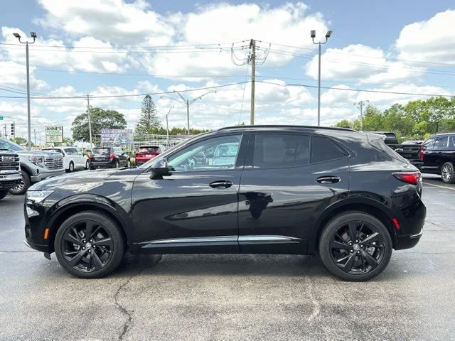 Used 2023 Black Buick Essence image 6