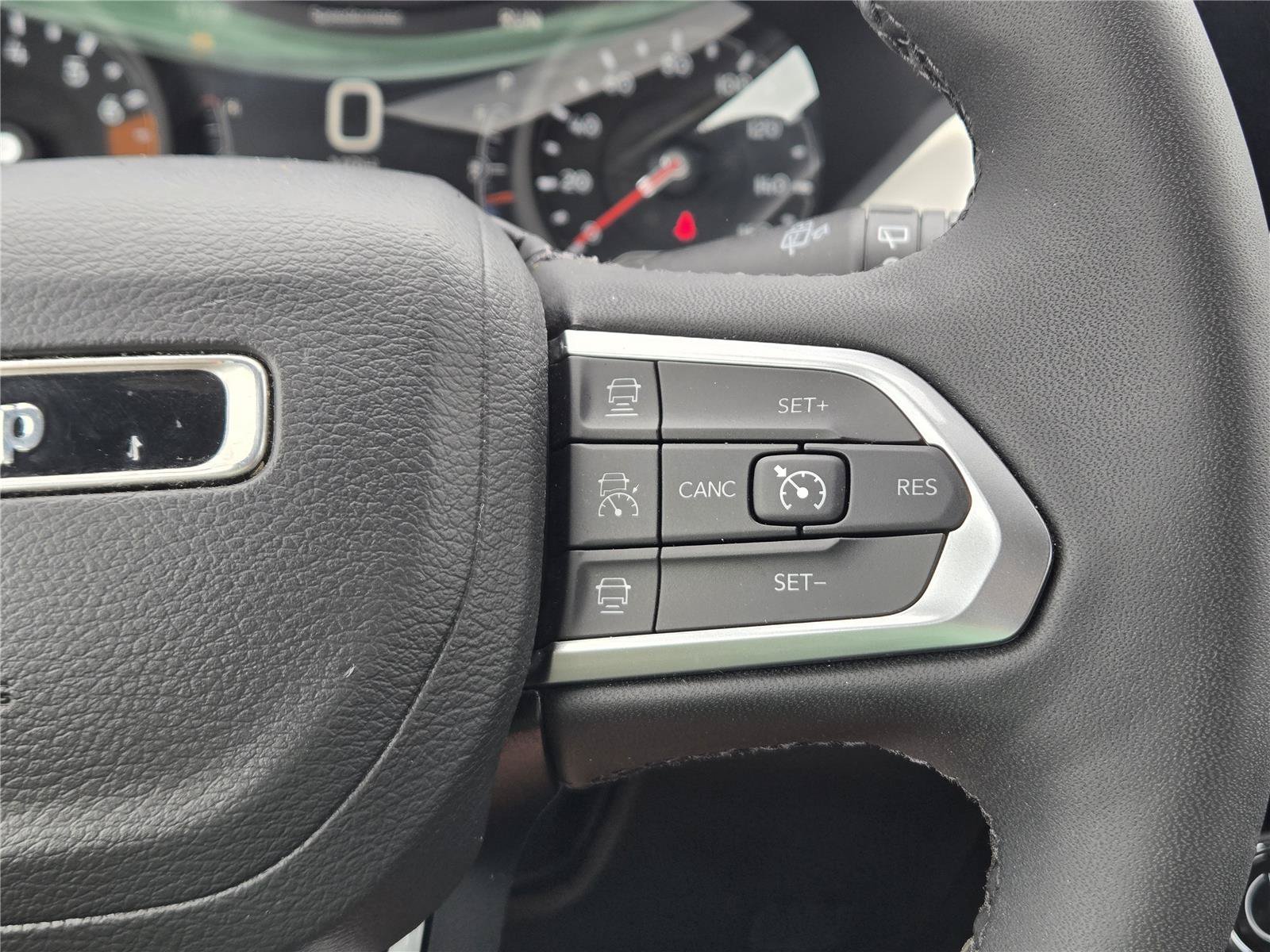 2025 Jeep Compass Limited - Photo 22