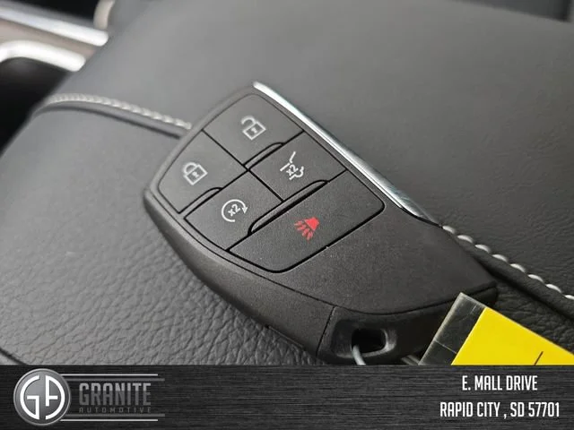 2026 GMC Acadia Denali - Photo 28