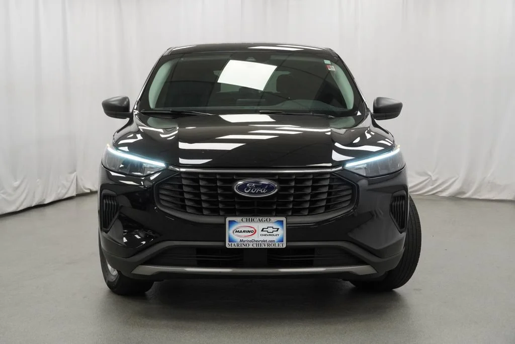 Used 2024 Black Ford Active image 36