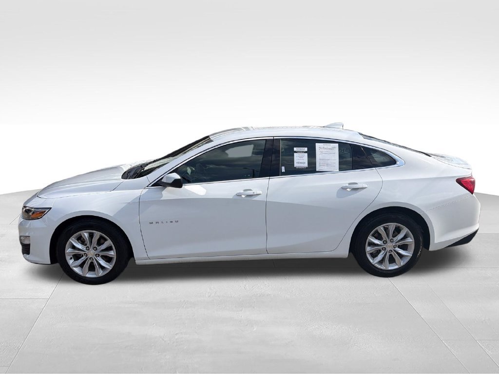 Used 2025 White Chevrolet LT image 2