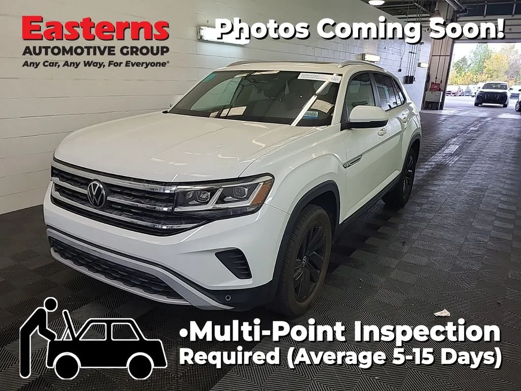 Used 2021 White Volkswagen 3.6L V6 SE w/Technology image 1