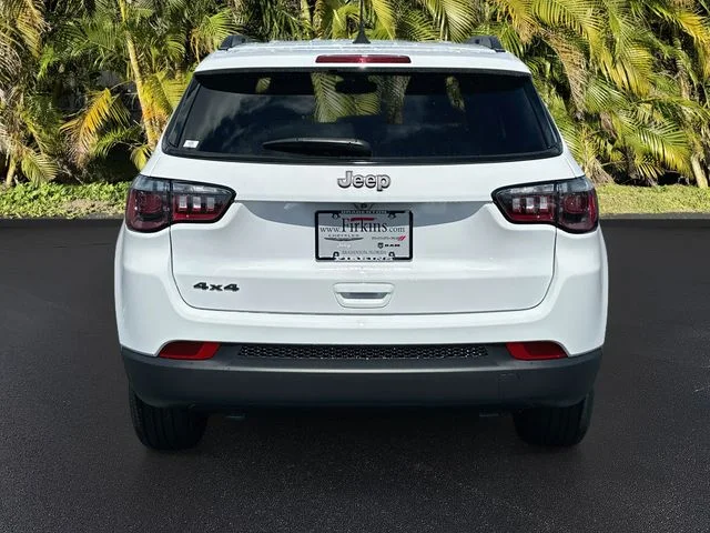 New 2026 Bright White Clearcoat Jeep Latitude image 6