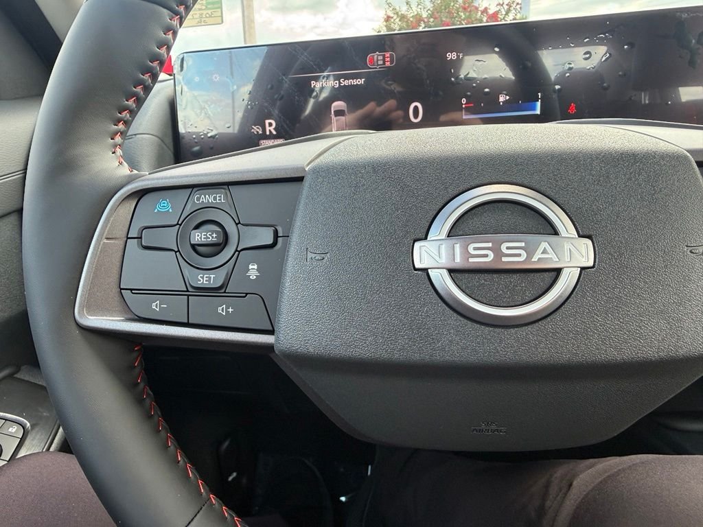 New 2026 Atlantic Gray Metallic / Super Black Two-tone Nissan SR image 29