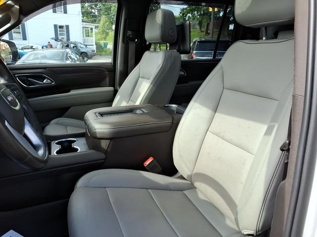 Used 2023 White GMC SLT image 11