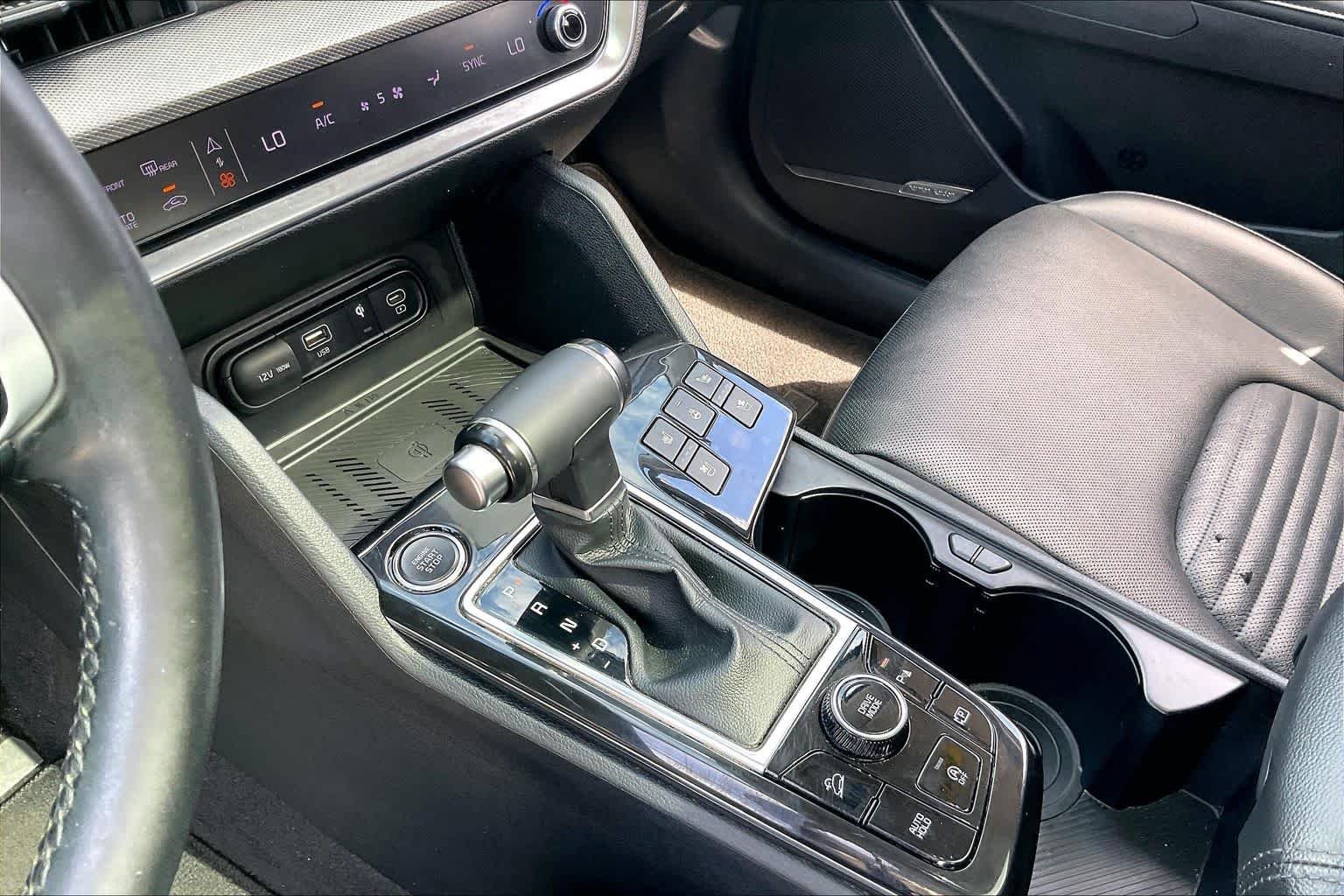 Used 2023 Wolf Gray Kia SX-Prestige image 17