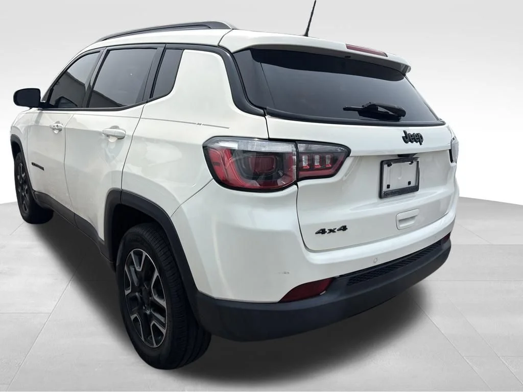 Used 2019 White Jeep Sport image 12