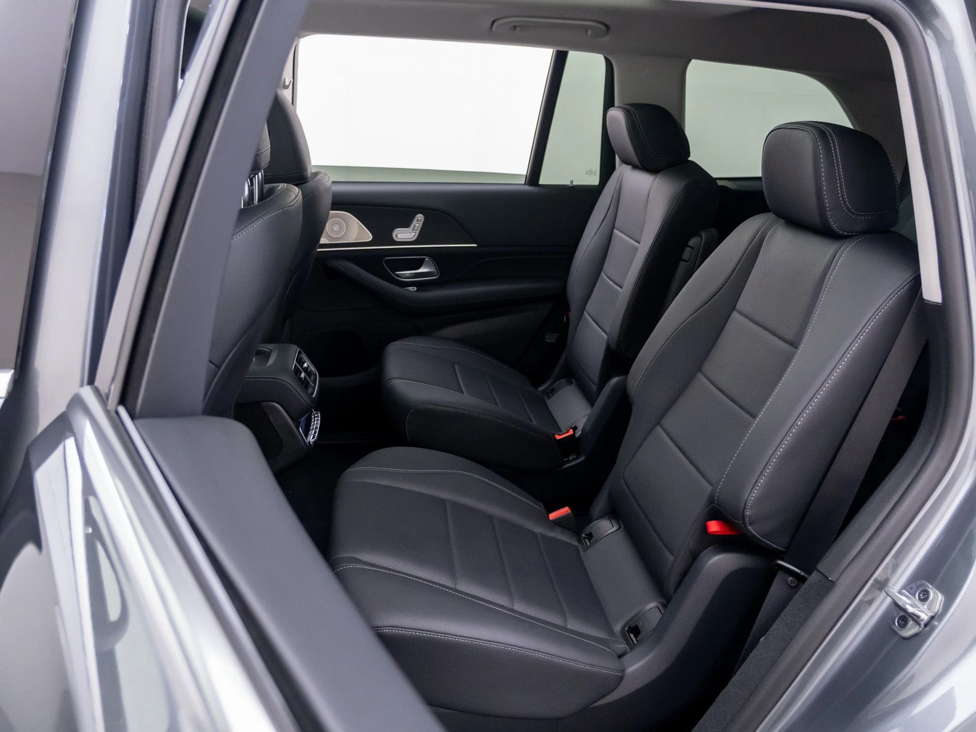 New 2026 Gray Mercedes-Benz GLS 450 image 18