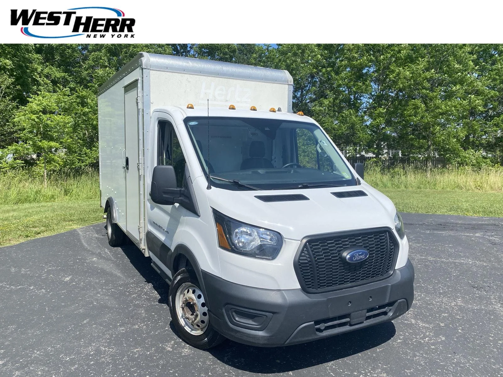 Used 2023 Oxford White Ford Base image 1