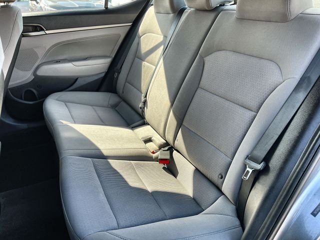 Used 2018 Gray Hyundai SEL image 25