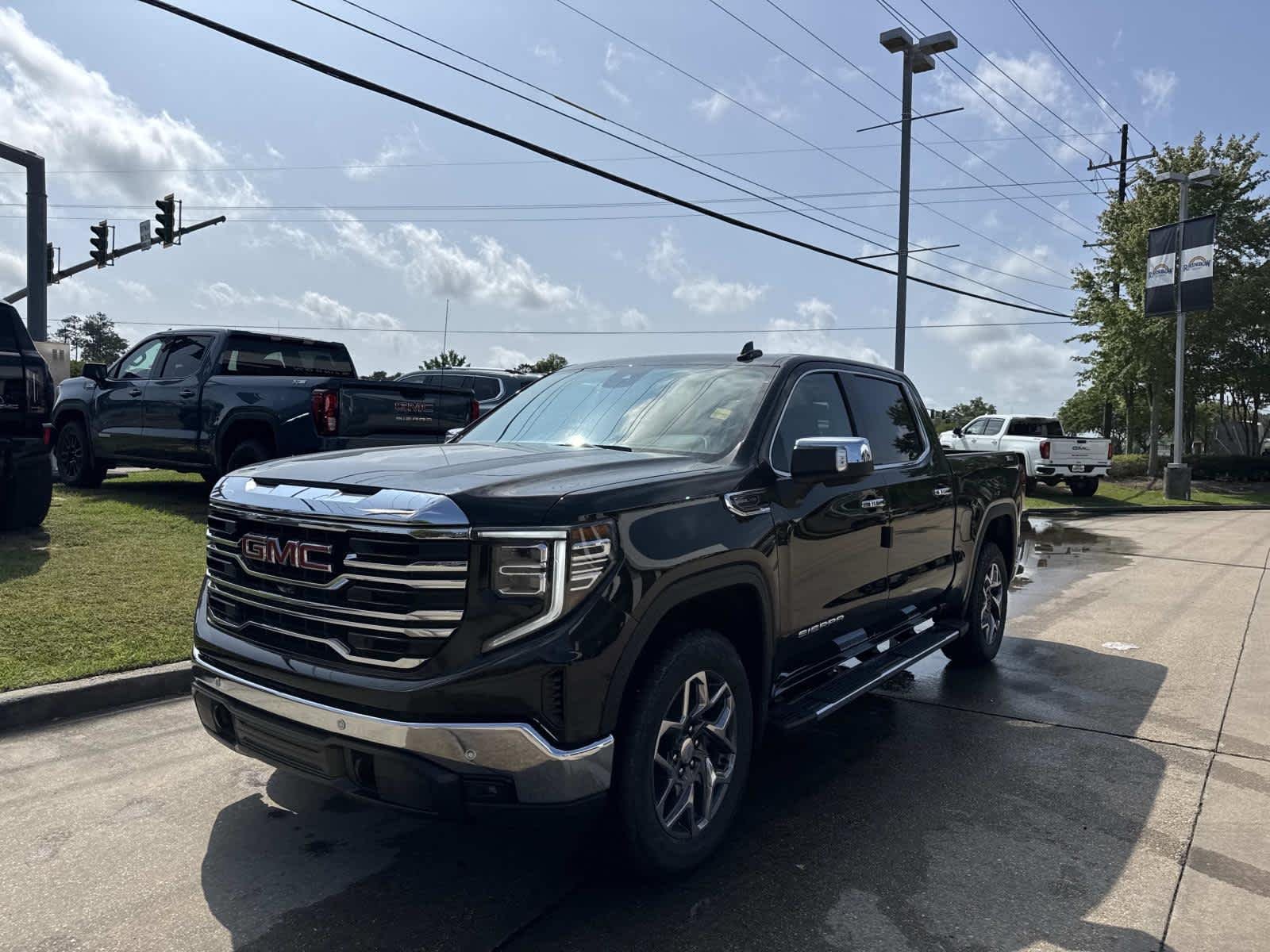 New 2026 Onyx Black GMC SLT image 3