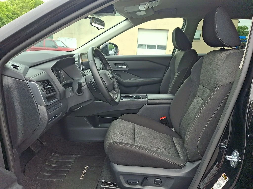 Used 2025 Black Nissan SV image 13