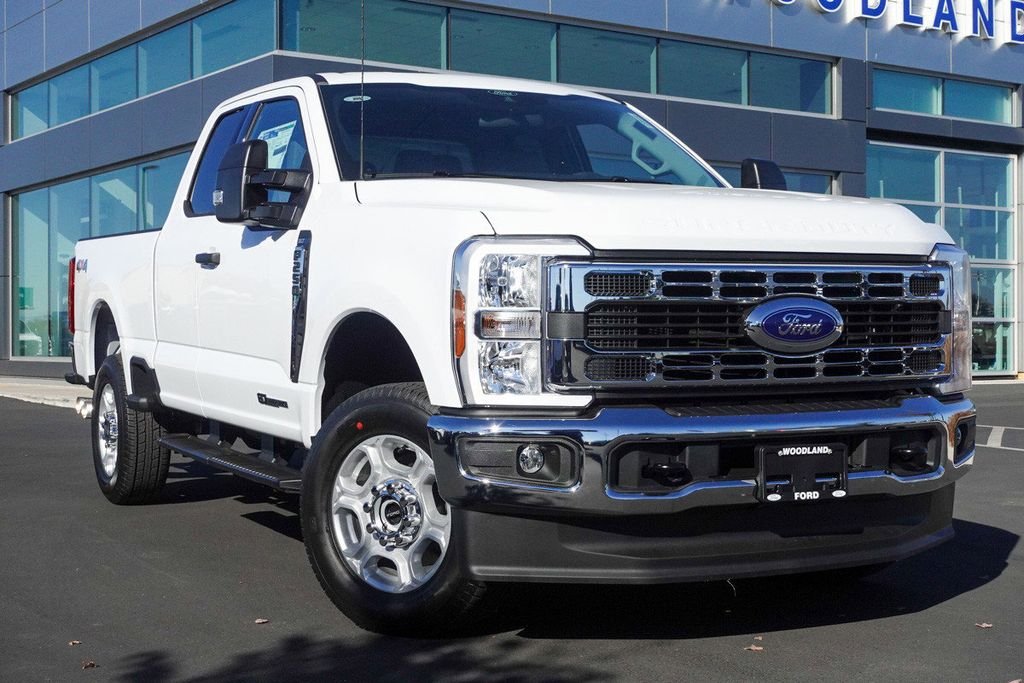 New 2026 Oxford White Ford F-250® XLT image 1