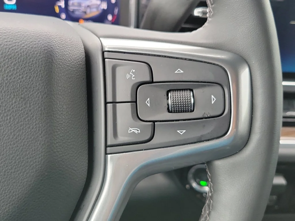 New 2026 Summit White Chevrolet RST image 14