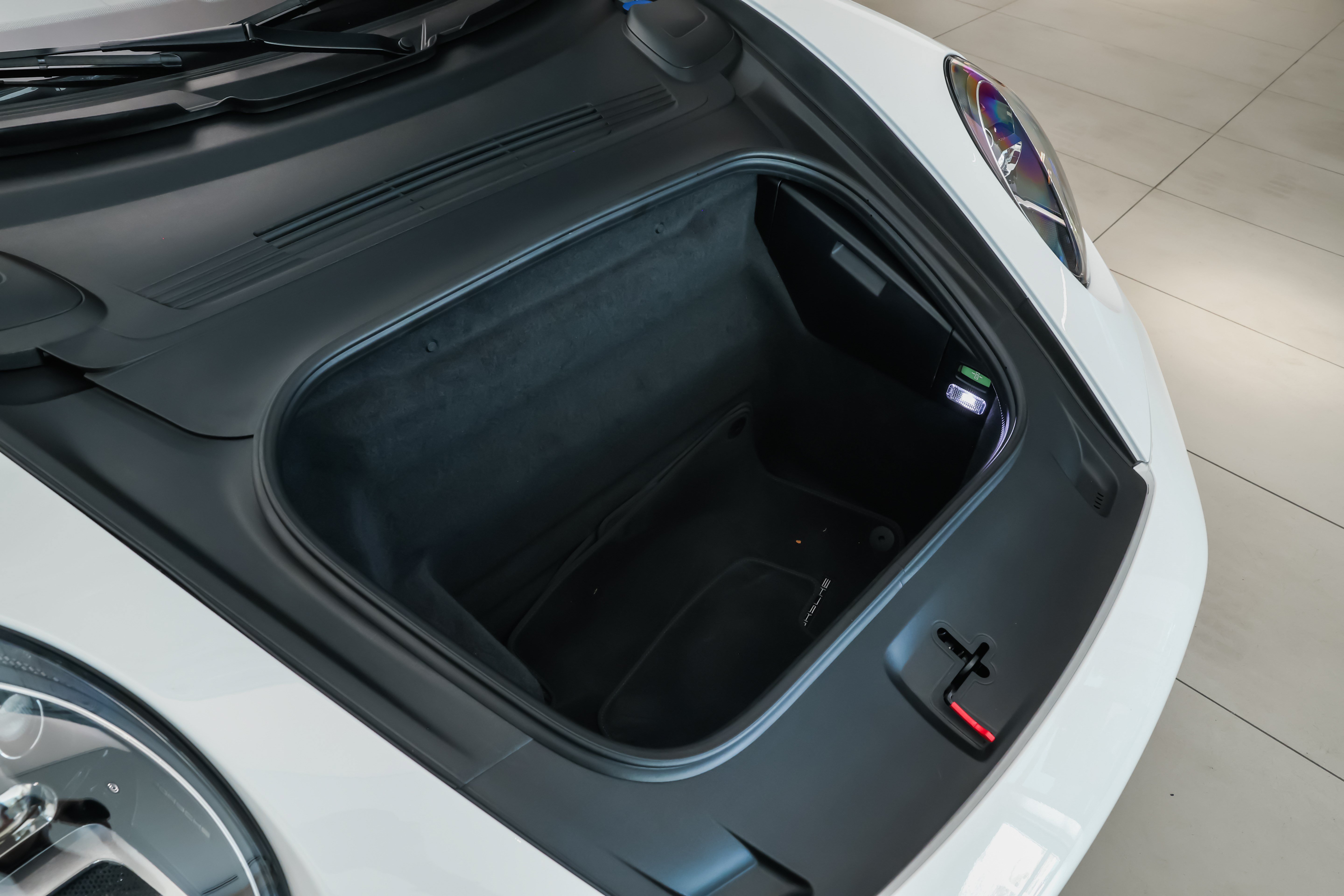 Used 2025 White Porsche Turbo image 13