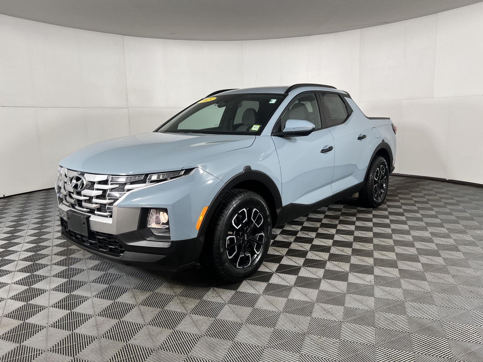 Used 2023 Blue Stone Hyundai SEL image 18