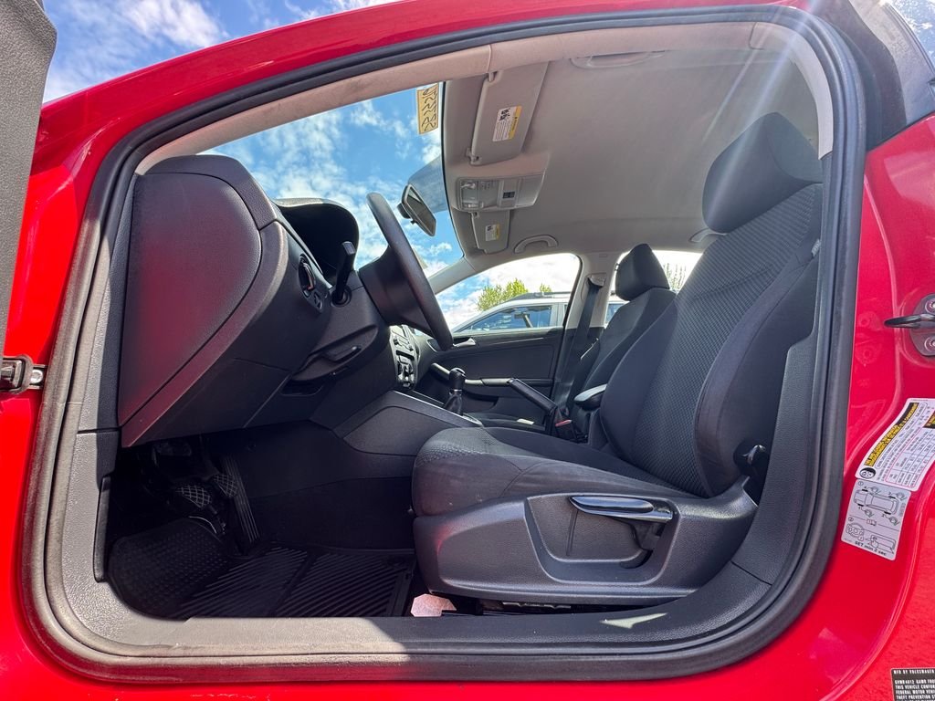 Used 2014 Tornado Red Volkswagen 2.0L S image 12
