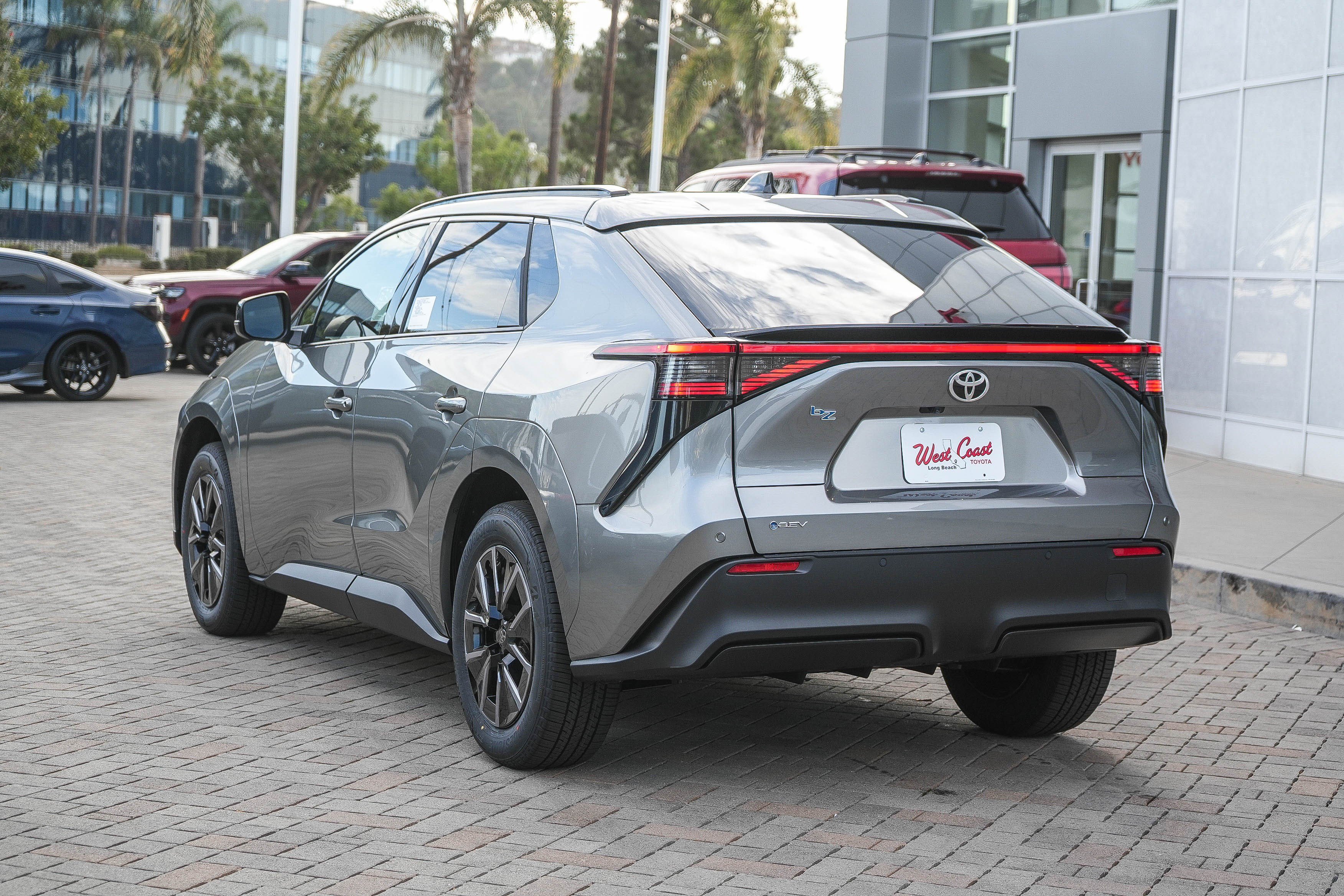 New 2026 Heavy Metal <sup>1</sup> Toyota  XLE image 8