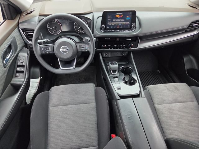 2021 Nissan Rogue SV - Photo 8