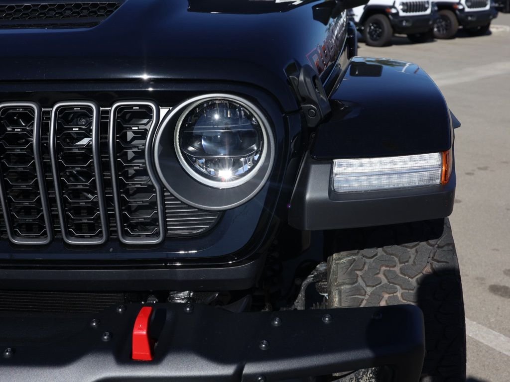 New 2026 Black Clear-Coat Exterior Paint Jeep Rubicon X image 9