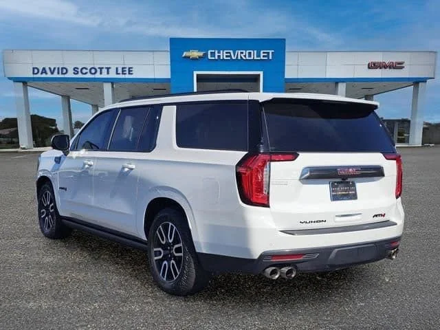 Used 2023 Summit White GMC AT4 image 14