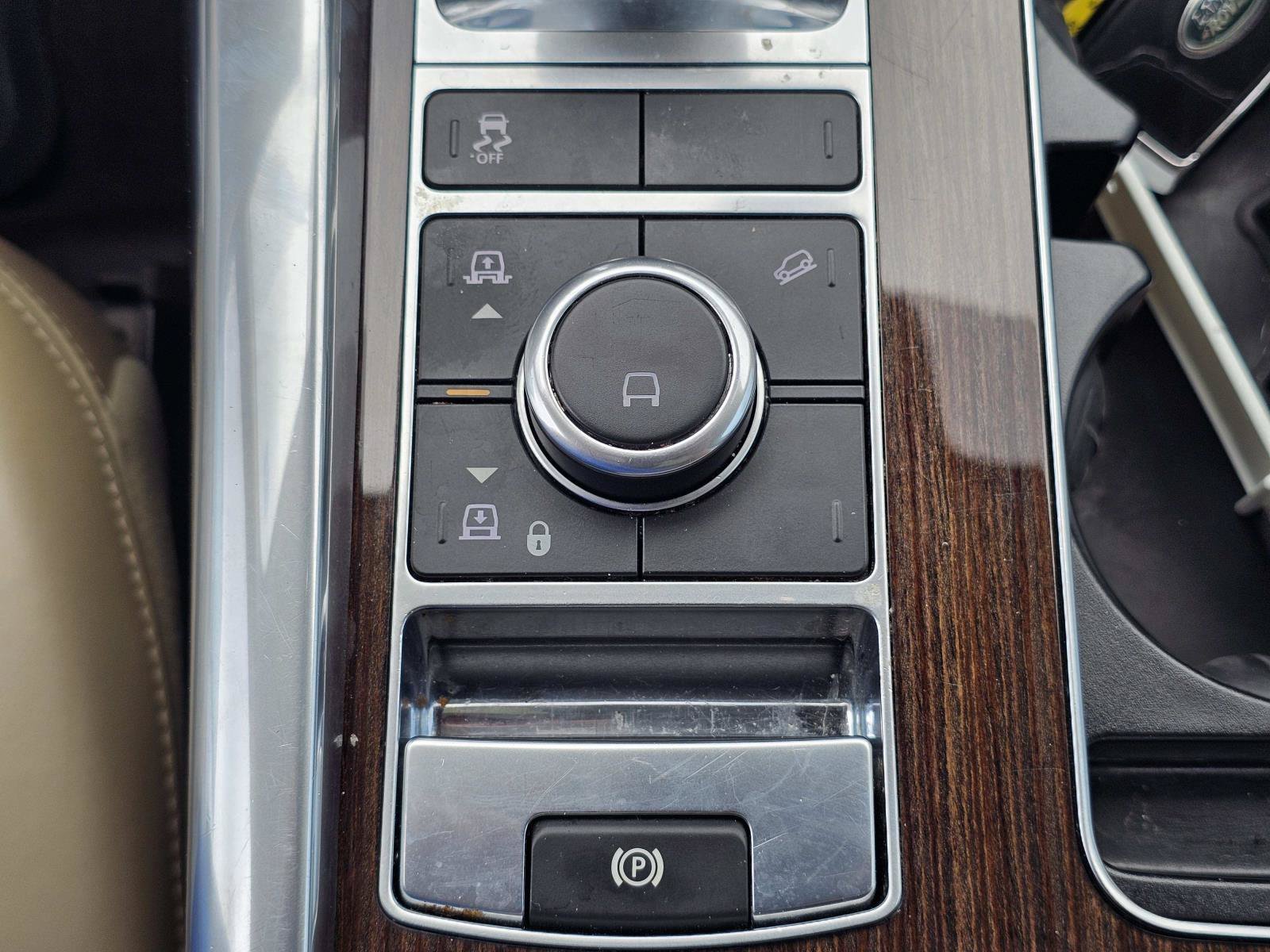 Used 2021 White Land Rover HSE Silver Edition image 27