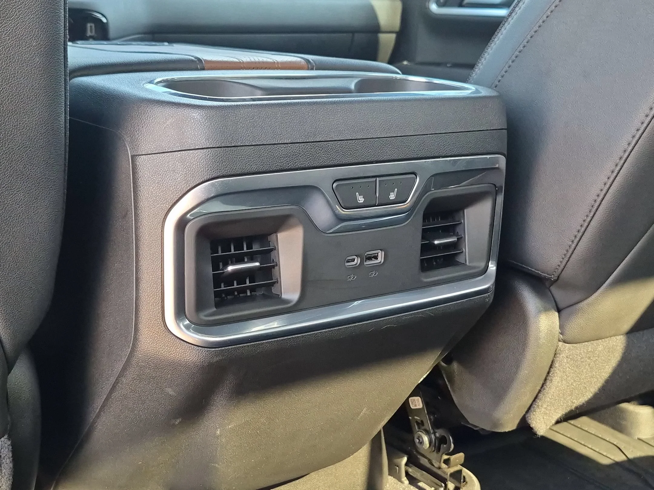 Used 2025 Black Chevrolet High Country image 21