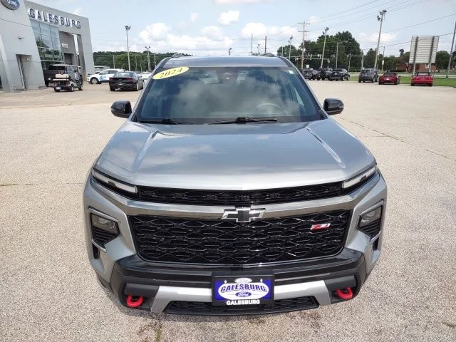 Certified Used 2024 Sterling Gray Metallic Chevrolet Z71 image 9