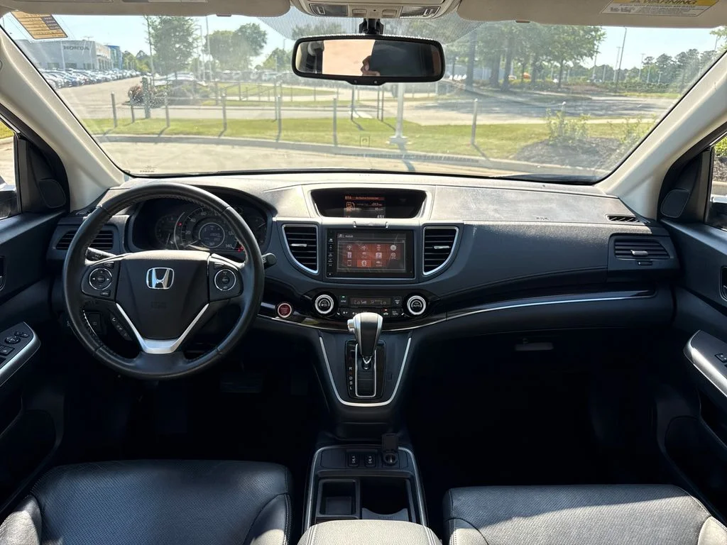 Used 2016 White Diamond Pearl Honda EX-L image 16