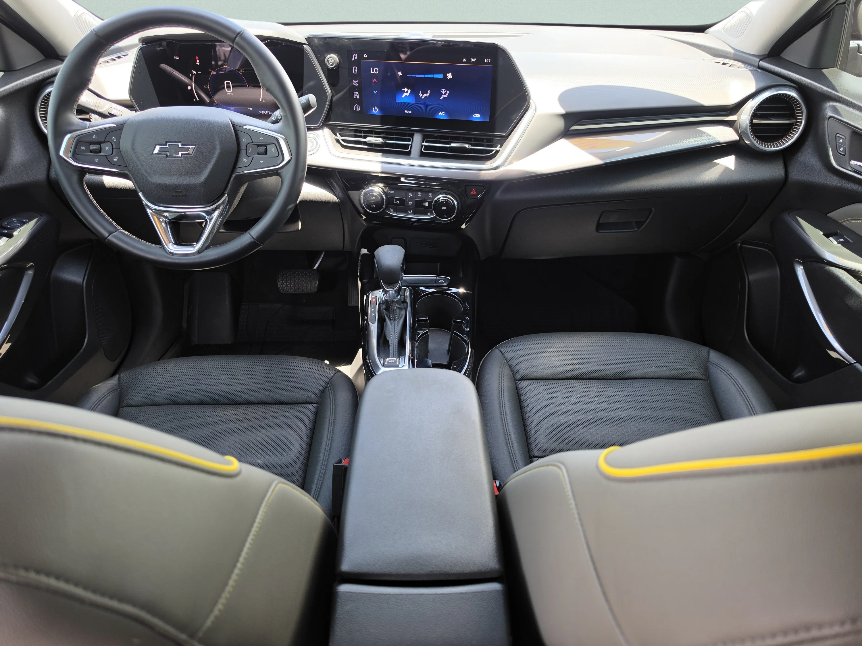 Used 2025 Sterling Gray Metallic Chevrolet ACTIV image 18