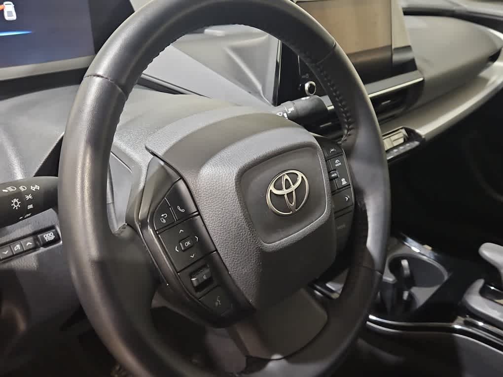 Used 2025 Cutting Edge Toyota LE image 14