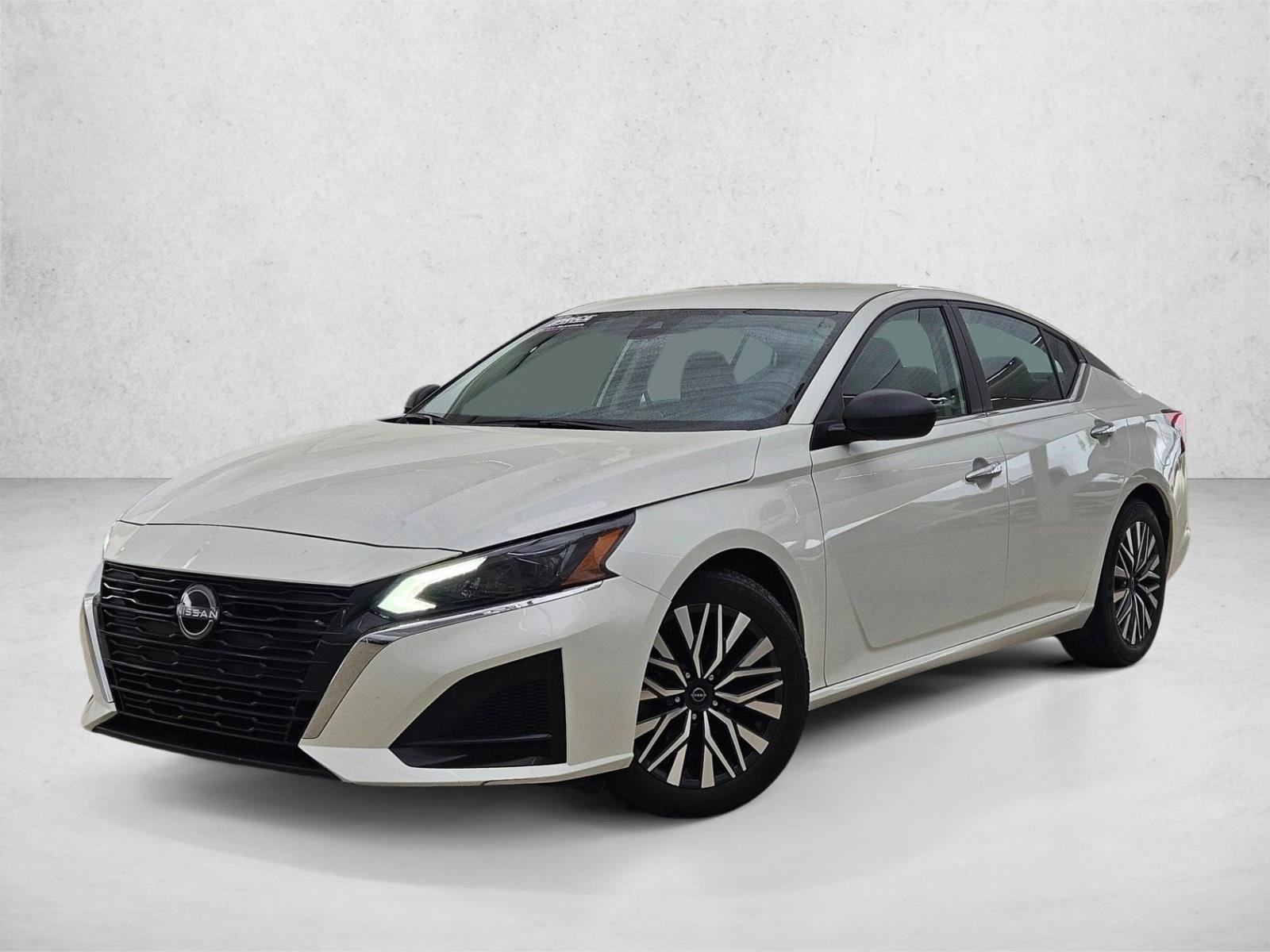 2024 Nissan Altima SV