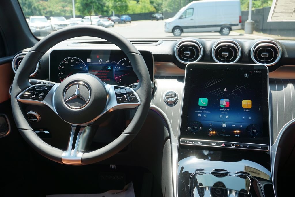 New 2026 Graphite Grey Metallic Mercedes-Benz GLC 300 image 18