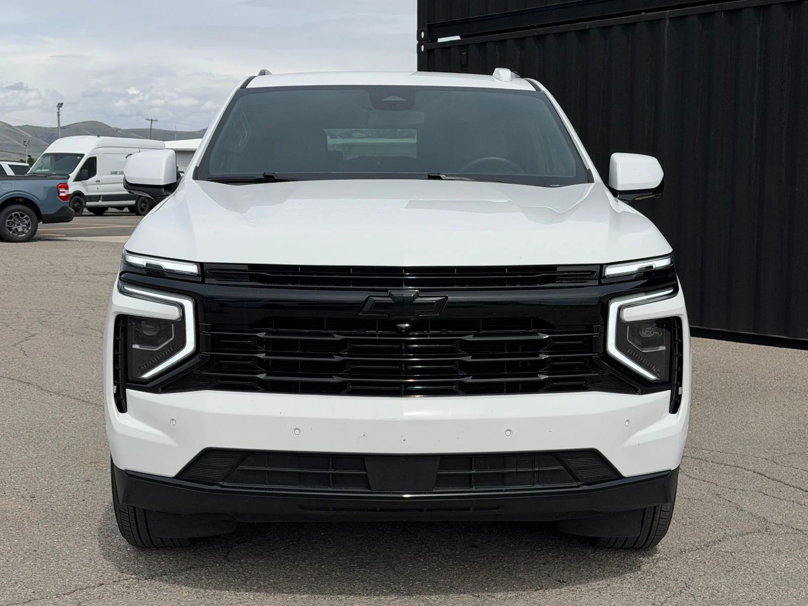 Used 2025 White Chevrolet LT image 2