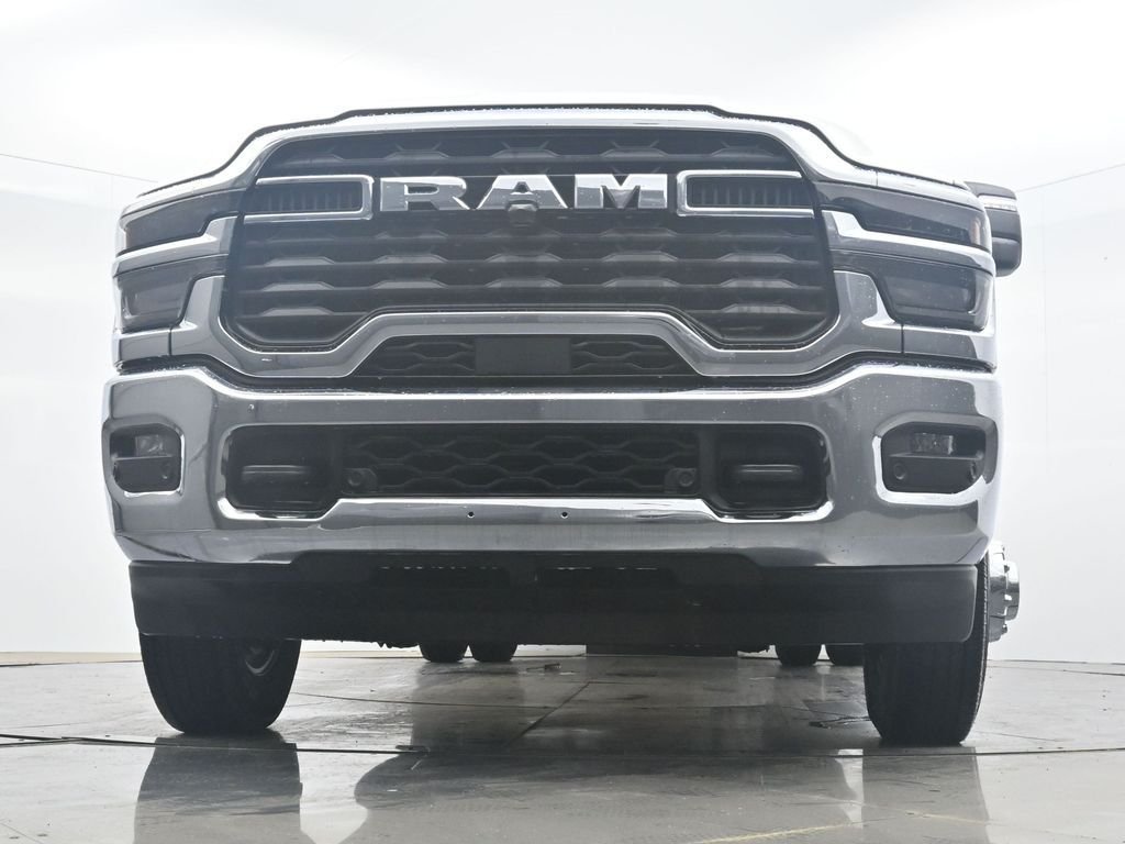 New 2026 Bright White Clear-Coat Exterior Paint RAM Big Horn image 33