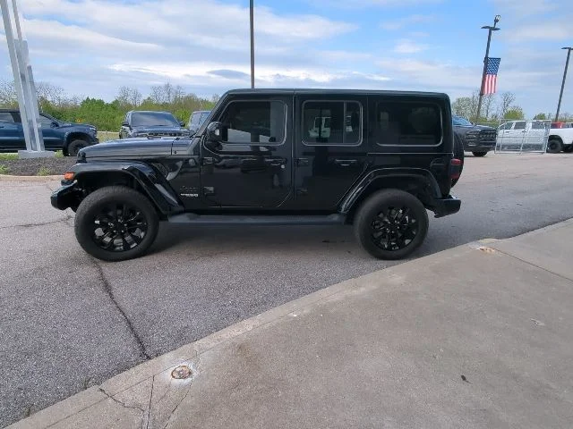 Used 2022 Black Jeep Unlimited Sahara High Altitude image 27