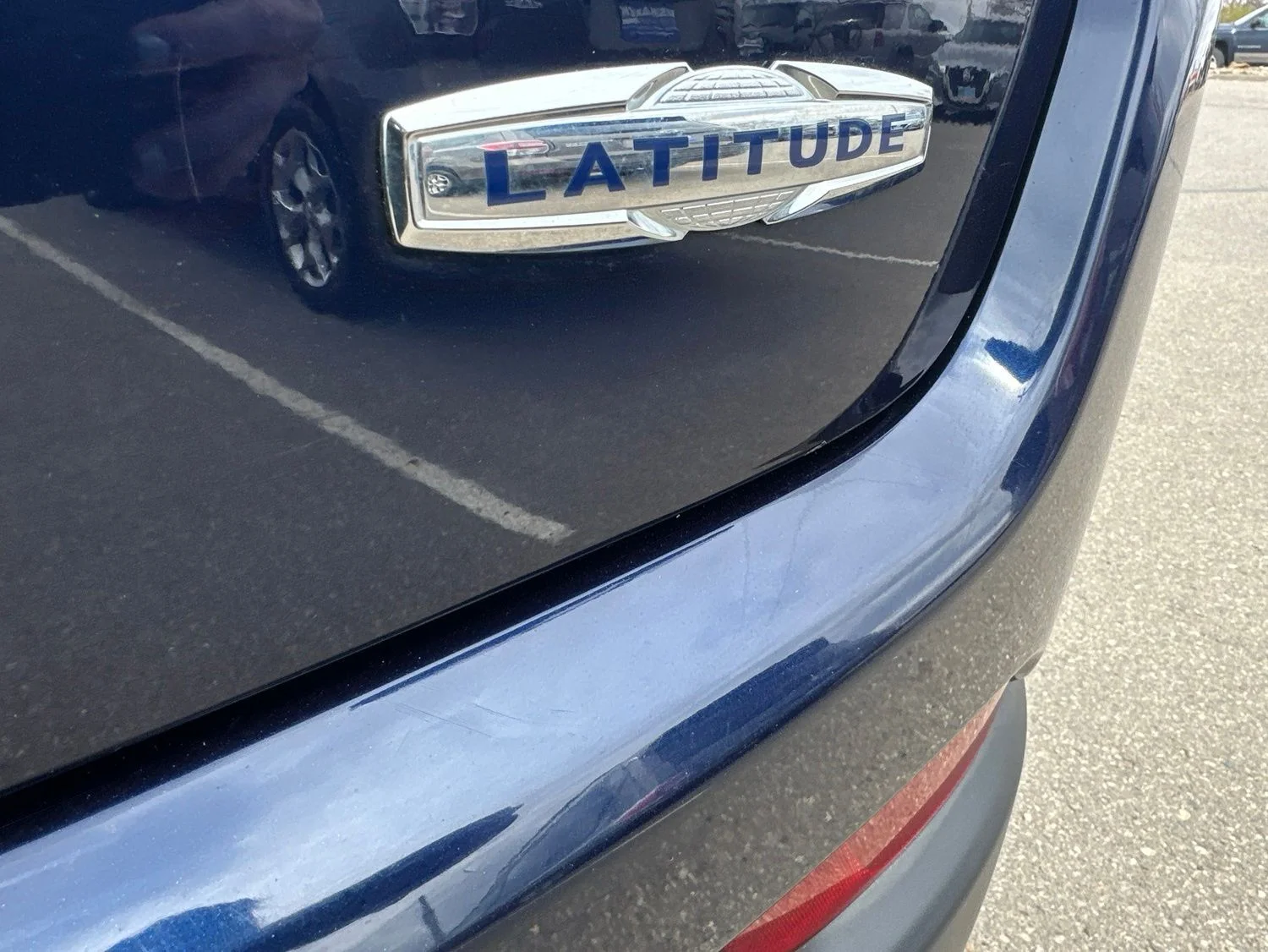 Used 2021 Blue Jeep Latitude image 6
