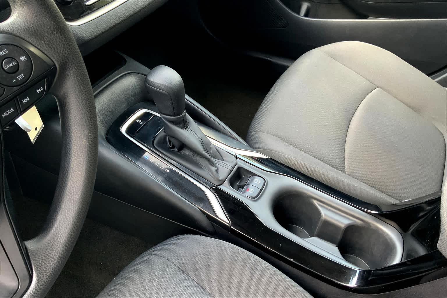 Used 2020 Classic Silver Metallic Toyota LE image 15