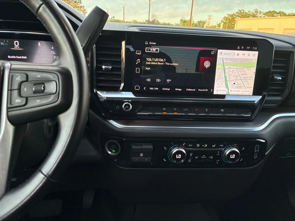 Used 2025 Black GMC SLT image 18