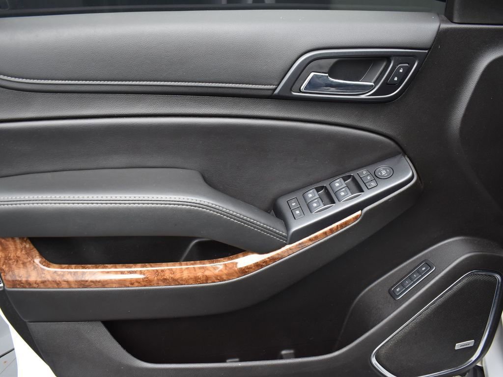 2019 CHEVROLET SUBURBAN - Image 12