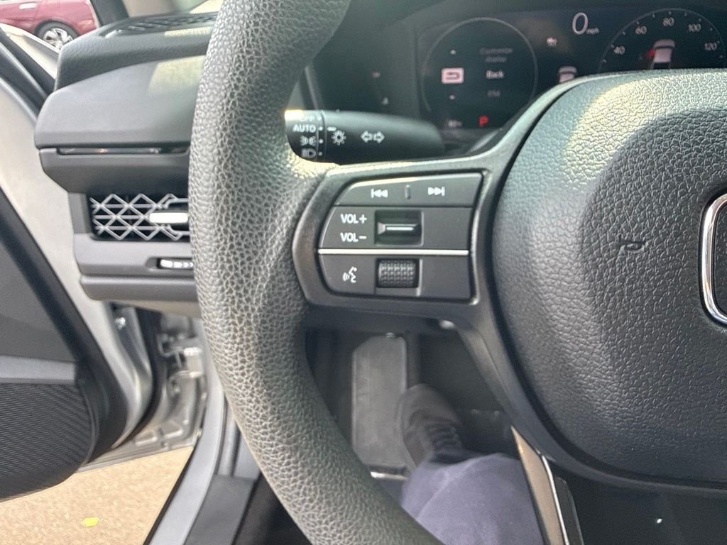 Used 2024  Honda EX image 20