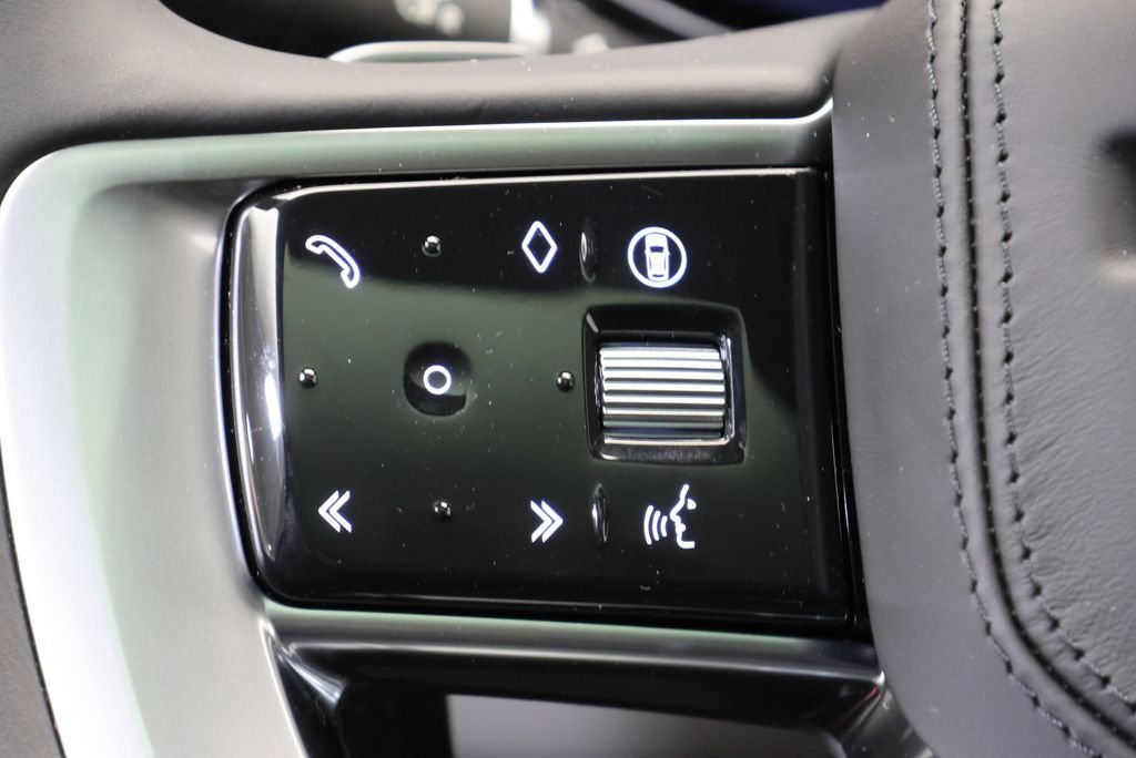2026 Land Rover Range Rover SE - Photo 18