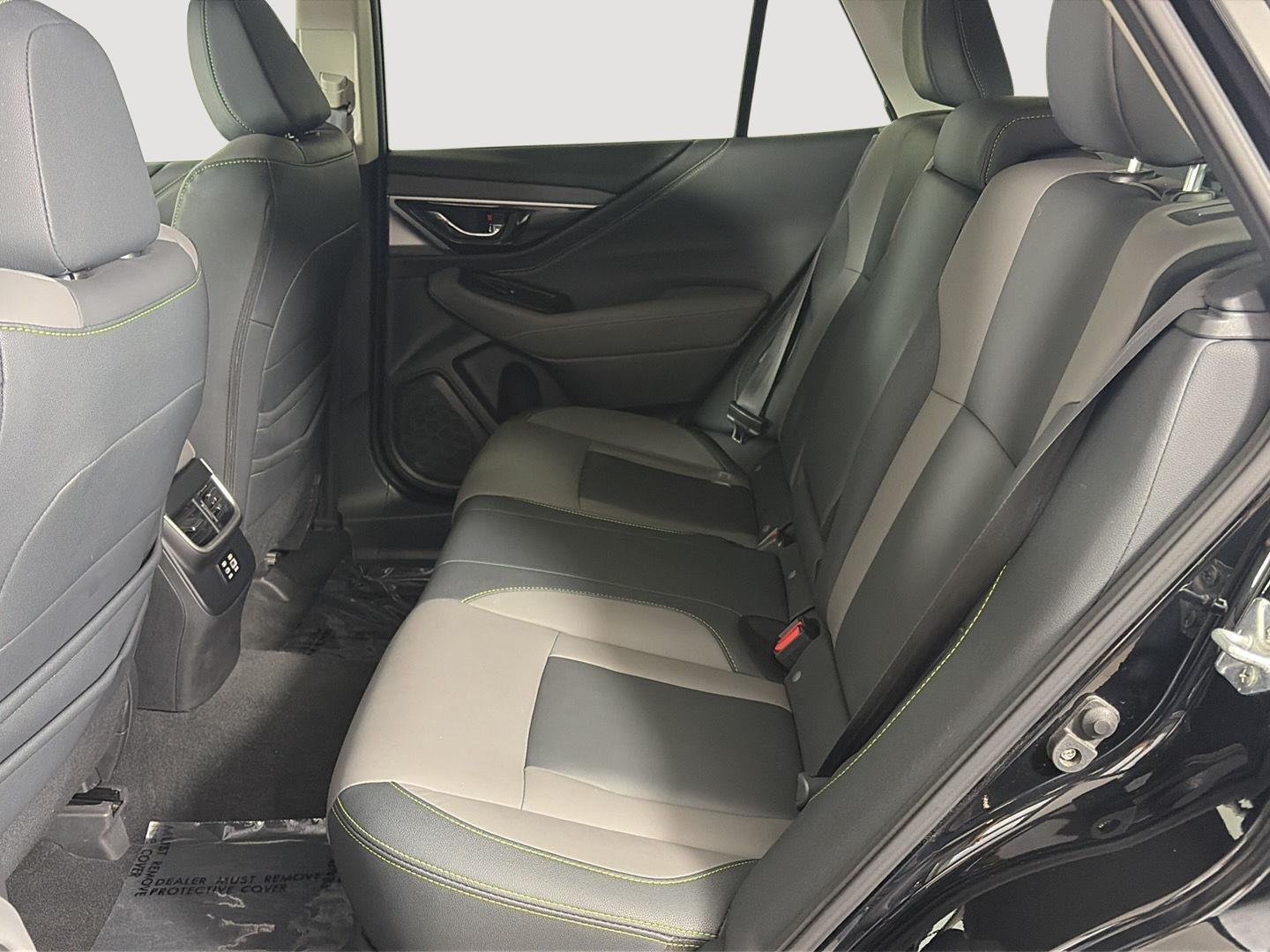 Used 2023 Crystal Black Silica Subaru Onyx Edition image 8