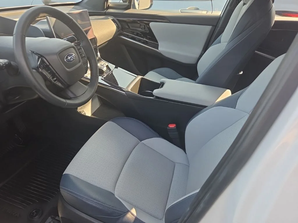 Used 2023 White Subaru Limited image 3