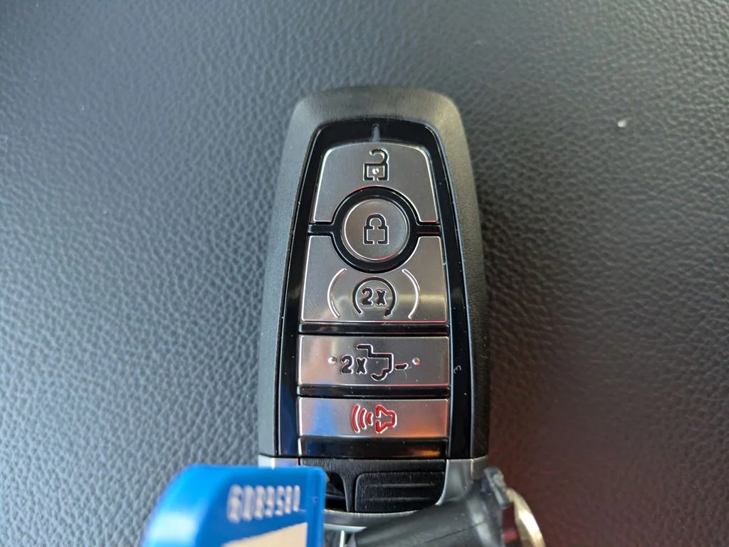 New 2026 Agate Black Metallic Ford Lariat image 35
