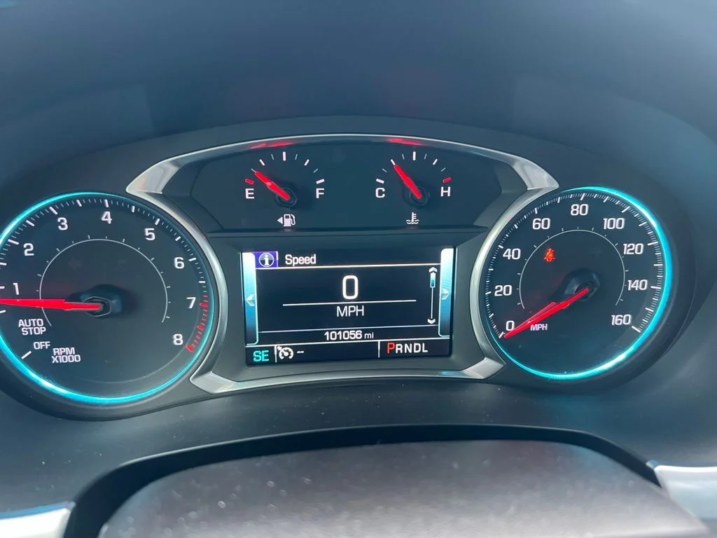 Used 2019 Summit White Chevrolet Premier image 11